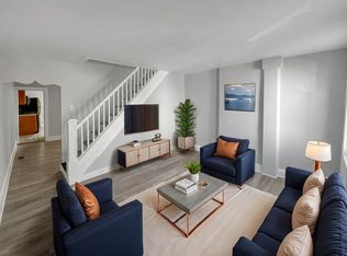 160 McClellan St, Philadelphia, PA 19148