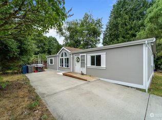 290 Laird Pl, Burlington, WA