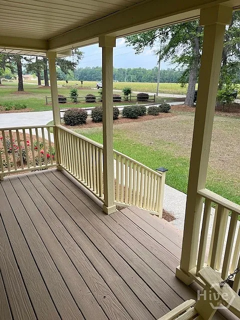 3 bed, 2.0 bath, 1568 sqft, $1,800 — Photo 3