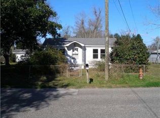 415 Demontluzin Ave, Bay St Louis, MS 39520