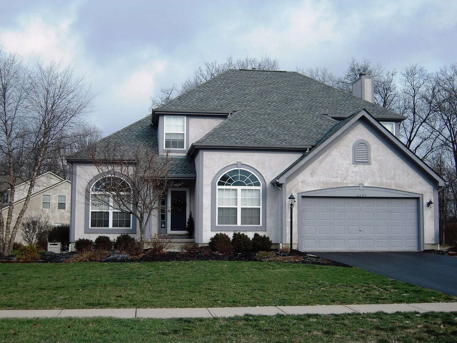 2244 Castlebrook Dr photo 1