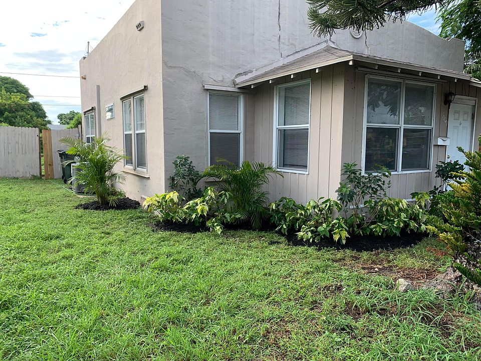 1st image of 1009 S F Street