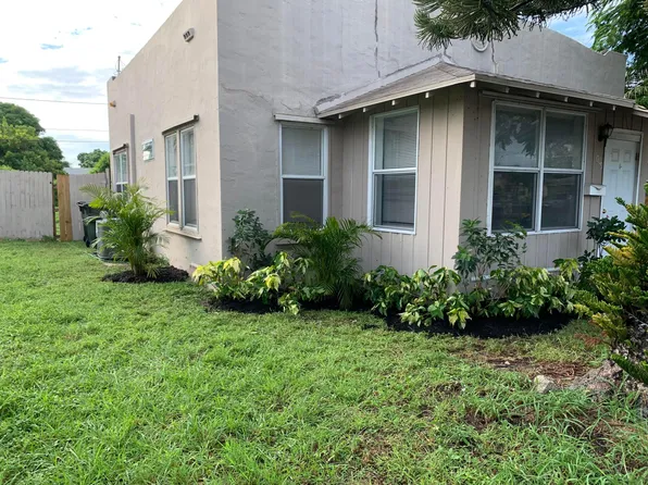 1009 S F Street, Lake Worth Beach, FL 33460