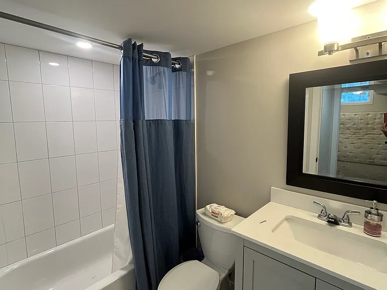 1875 Wavell St #4 — Photo 4