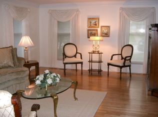 4203 N Ridge Ave, Arlington Heights, IL 60004