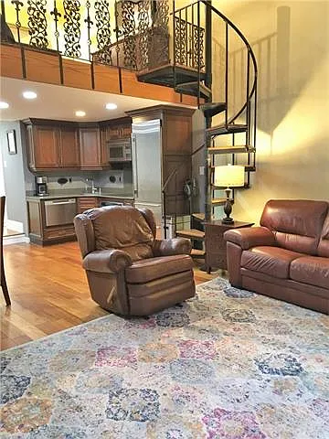920 Poeyfarre St #113 — Photo 7