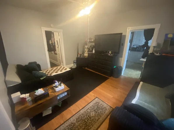28 Pulaski St APT 1, Amsterdam, NY 12010