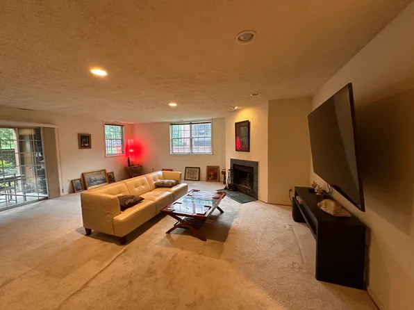 2111 Woodbox Ln Unit A, Baltimore, MD 21209