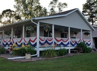 22729 Jackson St, Ettrick, WI 54627