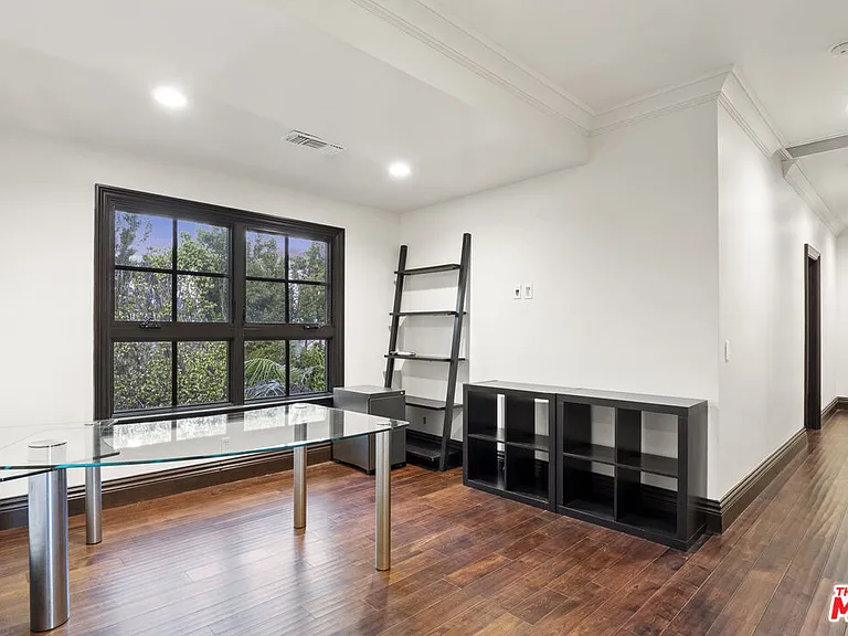 24753 Vantage Point Ter — Photo 34