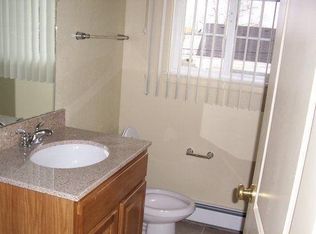 17271 Raupp St, Melvindale, MI 48122