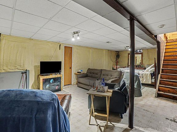 4th image of 5114 N 49th St