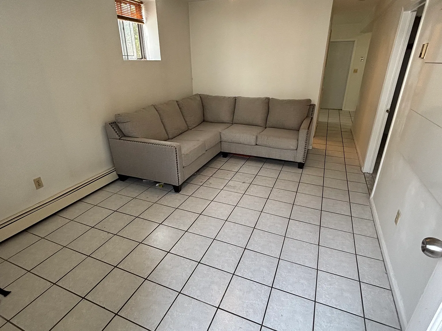 1 bed, 800 sqft, $1,800 — Photo 2