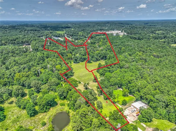 Greencliff Dr, Livingston, TX 77351