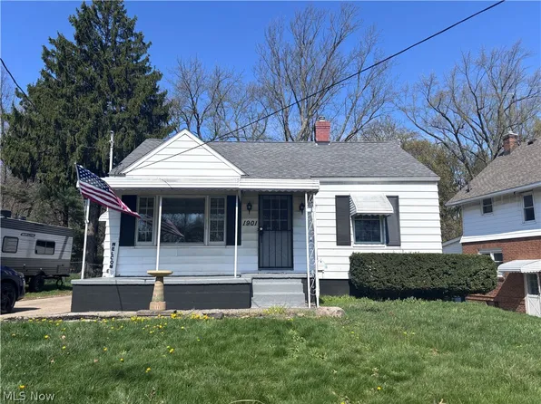 1901 Goodyear Blvd, Akron, OH 44305
