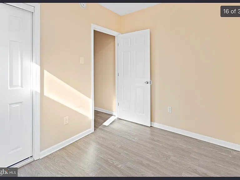 3045 N Carlisle St — Photo 10