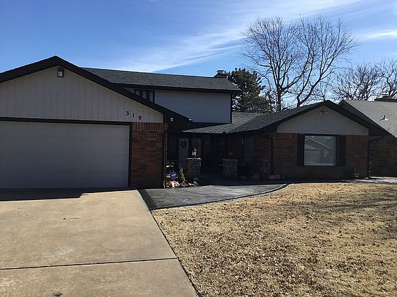 3rd image of 319 Dogwood Ln