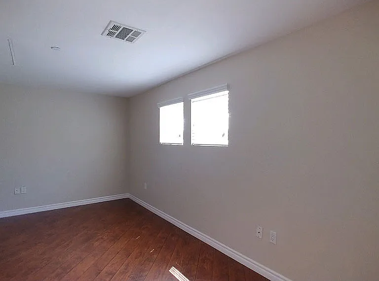 Almeria Townhomes — Photo 35