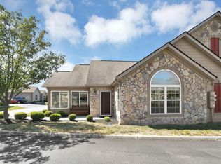 206 Kristen Way W, Heath, OH 43056