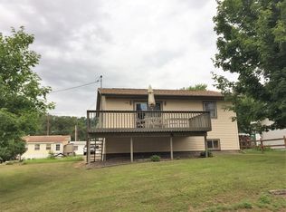 228 S 1st St, Harpers Ferry, IA 52146