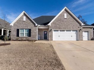 146 Lenore Ct, Prattville, AL 36066