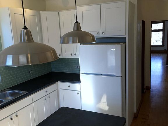 2nd image of 3549 W Wrightwood Ave Floor 2