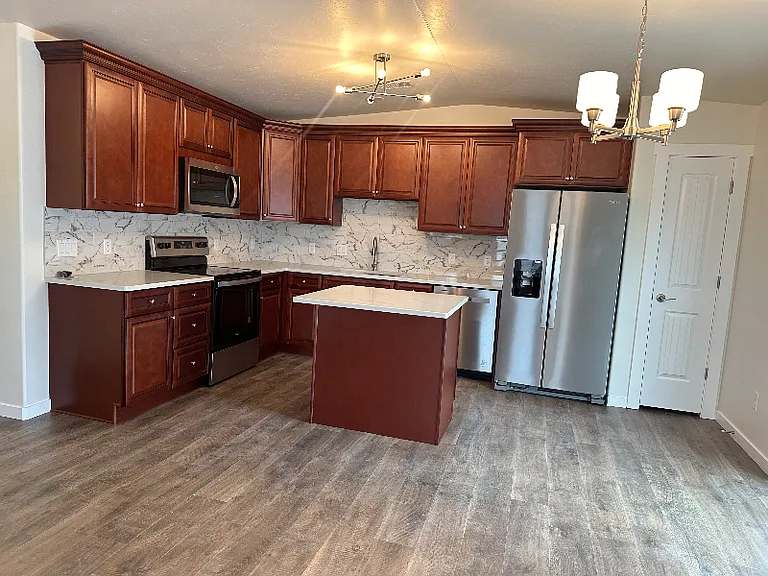 2885 Presley Ave — Photo 2