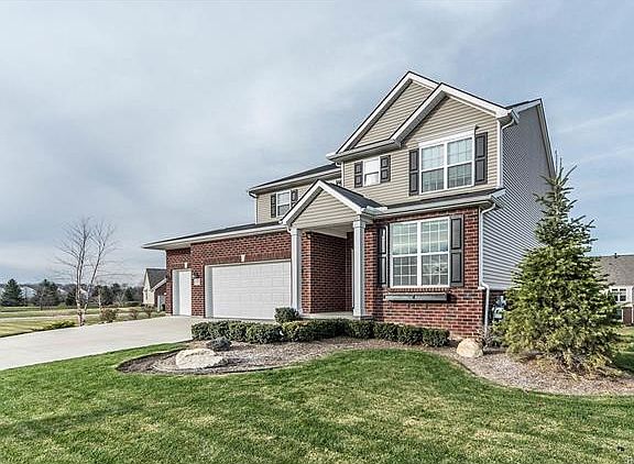 2nd image of 57570 Blossom Valley Trl