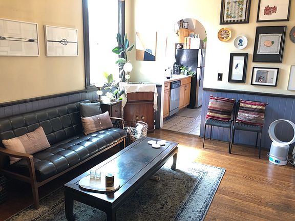3rd image of 1113 Wood St #1113