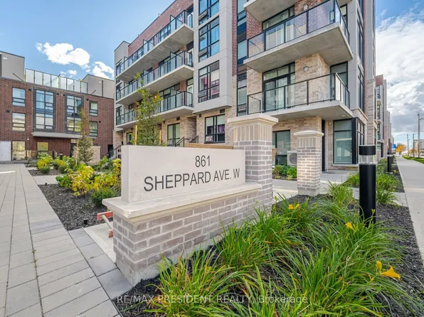 861 Sheppard Ave W, Toronto, ON
