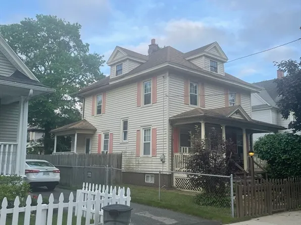 31 Bryant St, Springfield, MA 01108