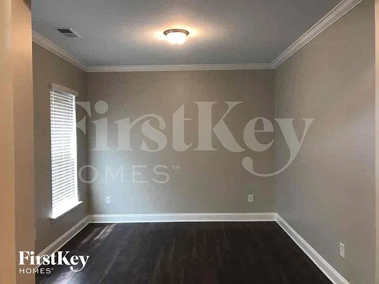 4908 Wilcrest Ct — Photo 2