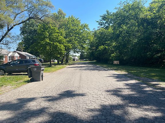 5th image of 26534 N River Park Dr