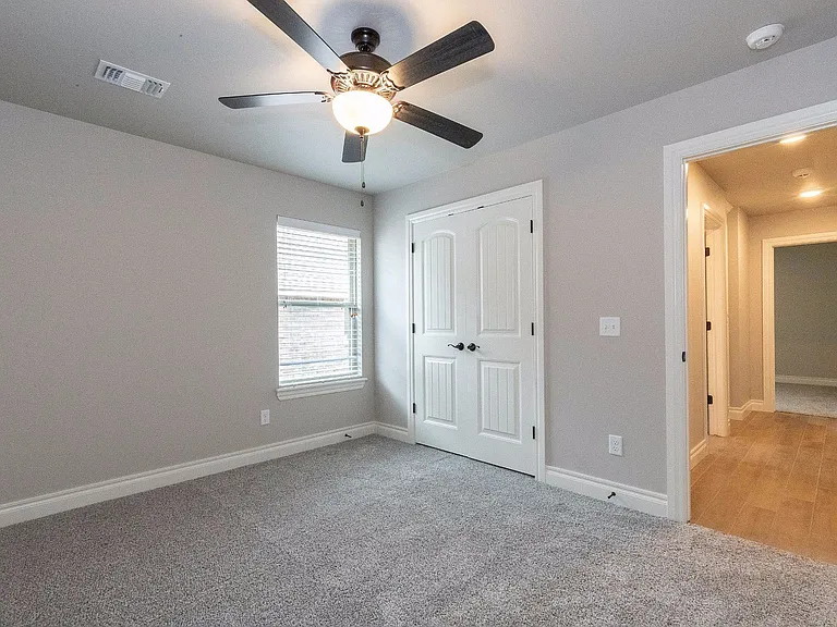 3117 Hunter Crest Dr — Photo 25