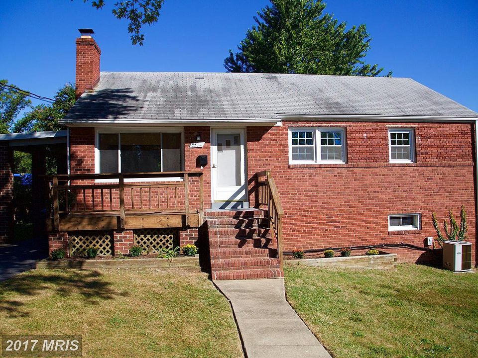 1st image of 2604 Dawn Dr