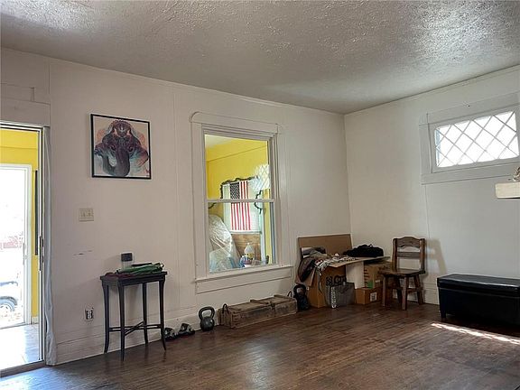 3rd image of 2832 N Carrollton Ave
