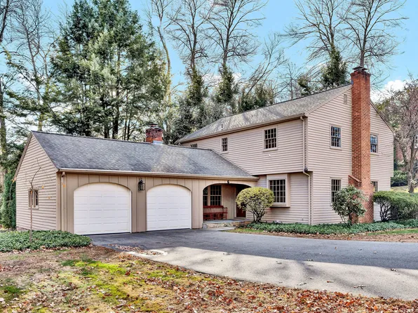 6 Wildwood Road, Wethersfield, CT 06109