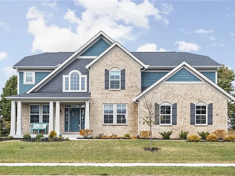 680 Ridge Gate Dr — Photo 2