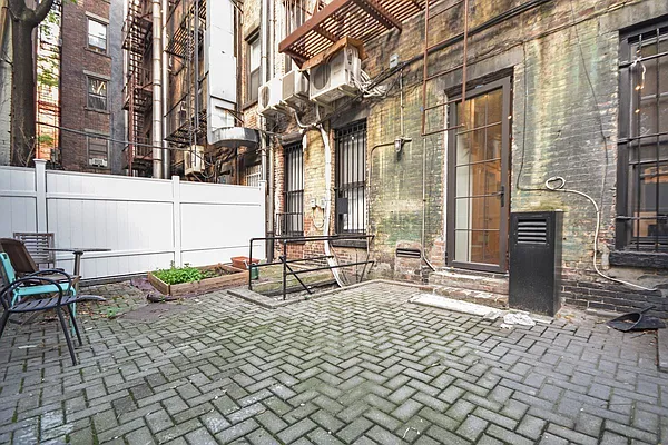 Rented by Compass | media 15