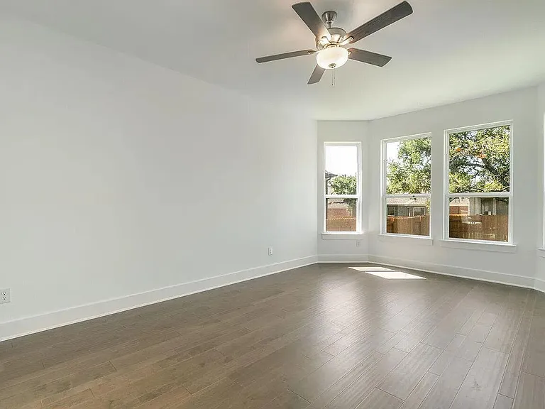 1412 Mulberry Oak Ln — Photo 17
