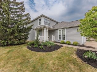 1071 Sunhaven Dr, Medina, OH