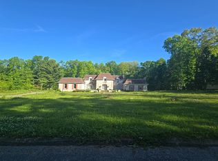 126 Woodshire Rd, Greenville, PA 16125