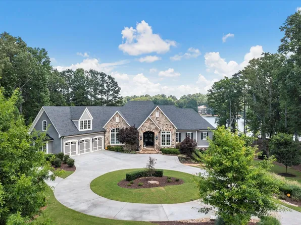 119 W Shore Dr, Newnan, GA 30263