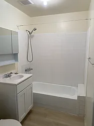 Rented by R New York