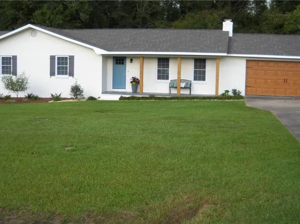 1317 Highland Dr, Elba, AL 36323