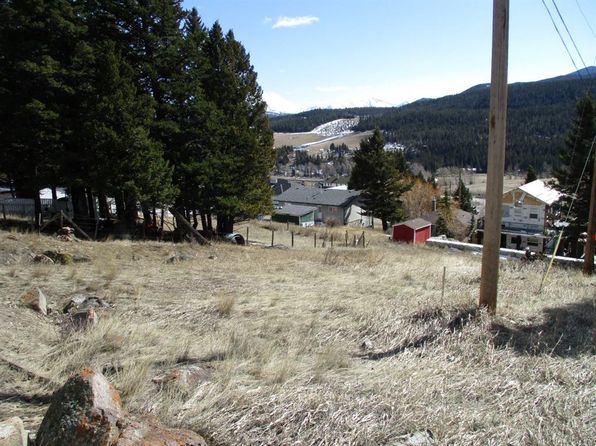 6502 24th Ave, Crowsnest Pass, AB T0K 0M0