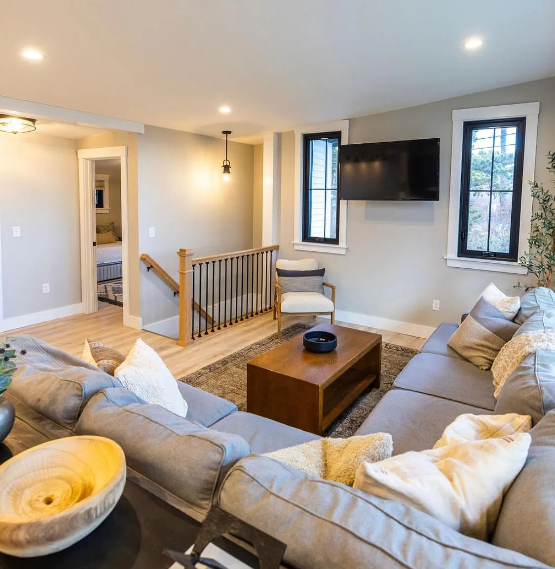 3 bed, 2200 sqft, $5,000 — Photo 4