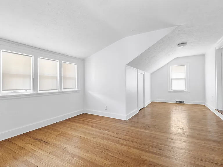 1812 Huffman Blvd — Photo 9