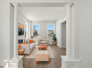 225 Stacy St, Burlington City, NJ 08016
