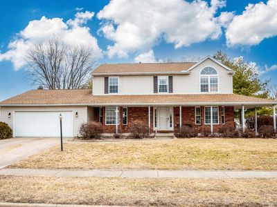 1 Plymouth Ct, Washington, IL, 61571